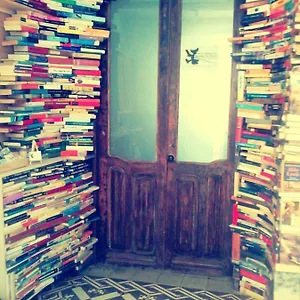 Pensión Ratones De Biblioteca